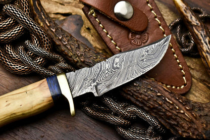 HS-715 Custom Handmade Awesome Olive Wood Handle Damascus Steel Skinner Knife With Best Price