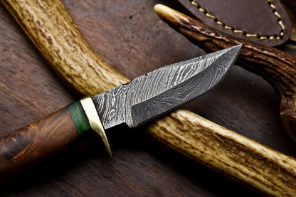 HS-714 Custom Handmade Awesome Walunt Wood Handle Damascus Steel Skinner Knife With Best Price