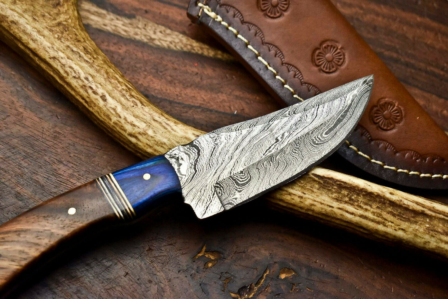 HS-626 Handmade Damascus Skinning Blade Camping Full Tang Knife
