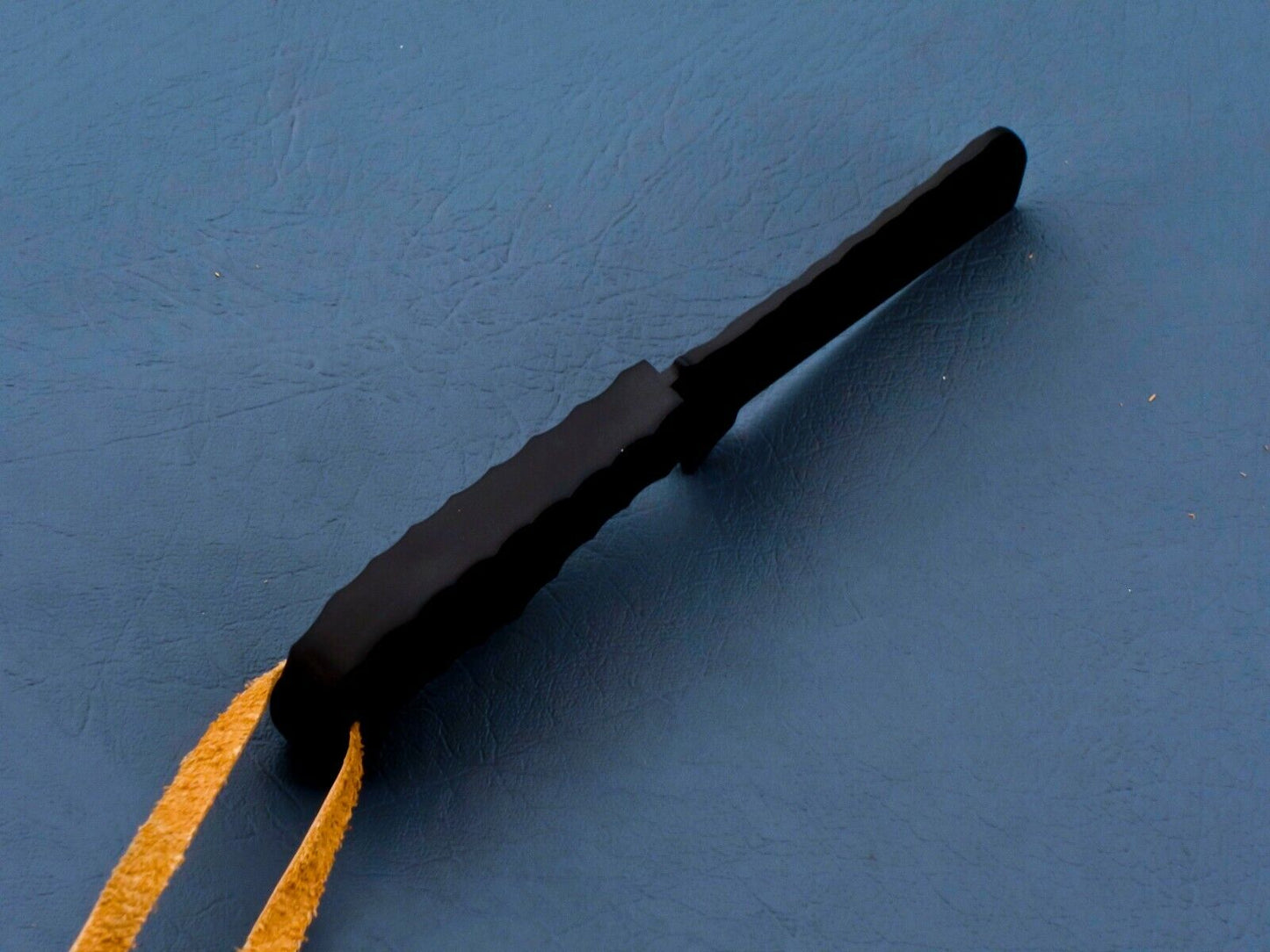 HS-950 Compact J2 Steel Bull Cutter Knife – 5 Inch, Ceramic Coated, Leather Sheath