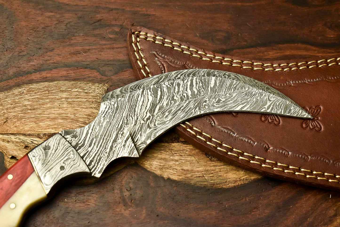 HS-903 Custom Handmade Damascus Hunting Blade Karambit Camping Full Tang Knife Gifts