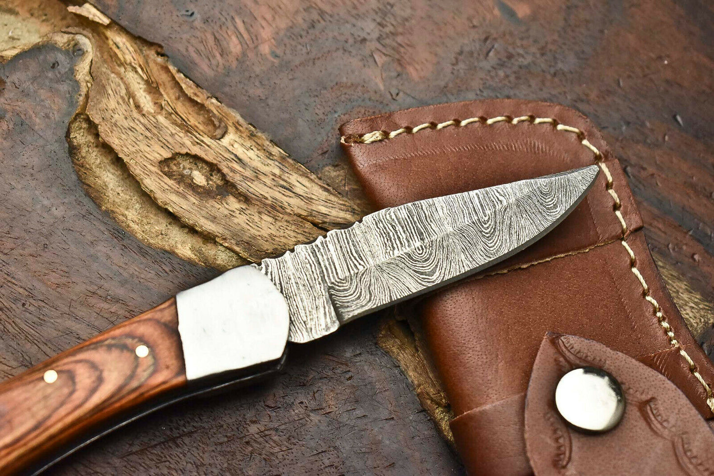 HS-1132  Hand Made Damascus Steel Blade Back Lock Folding Knife