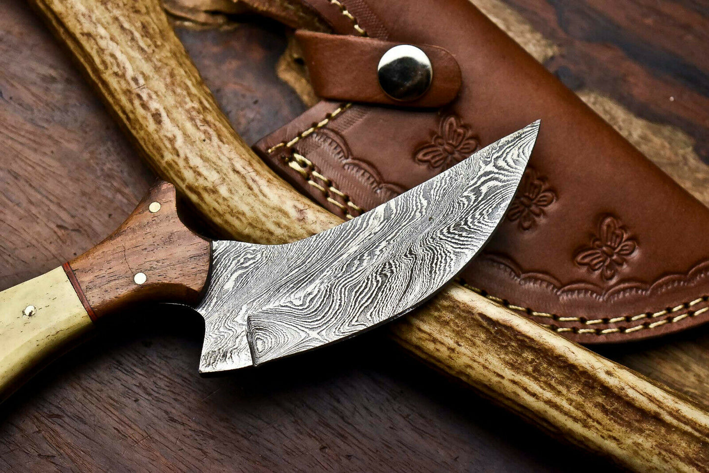 HS-406 | Custom Handmade Awesome Camel Bone Handle Damascus Steel Hunting Knife - Great Price
