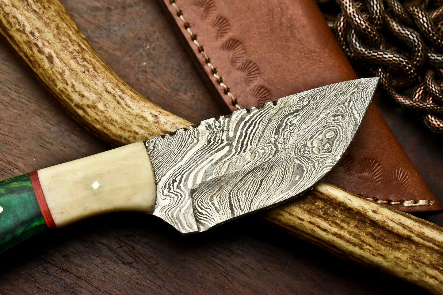 HS-683  Custom Handmade Damascus Steel Skinner Knife - Beautiful Bone Wood Handle