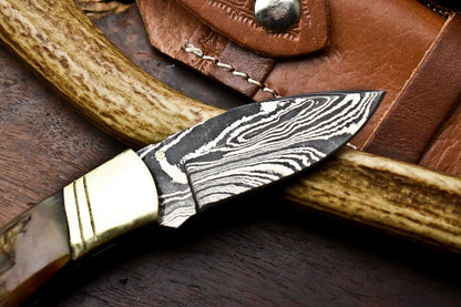 Custom Handmade Damascus Steel Pocket Folding Knife - Beautiful Ram & Buffalo Horn Handle