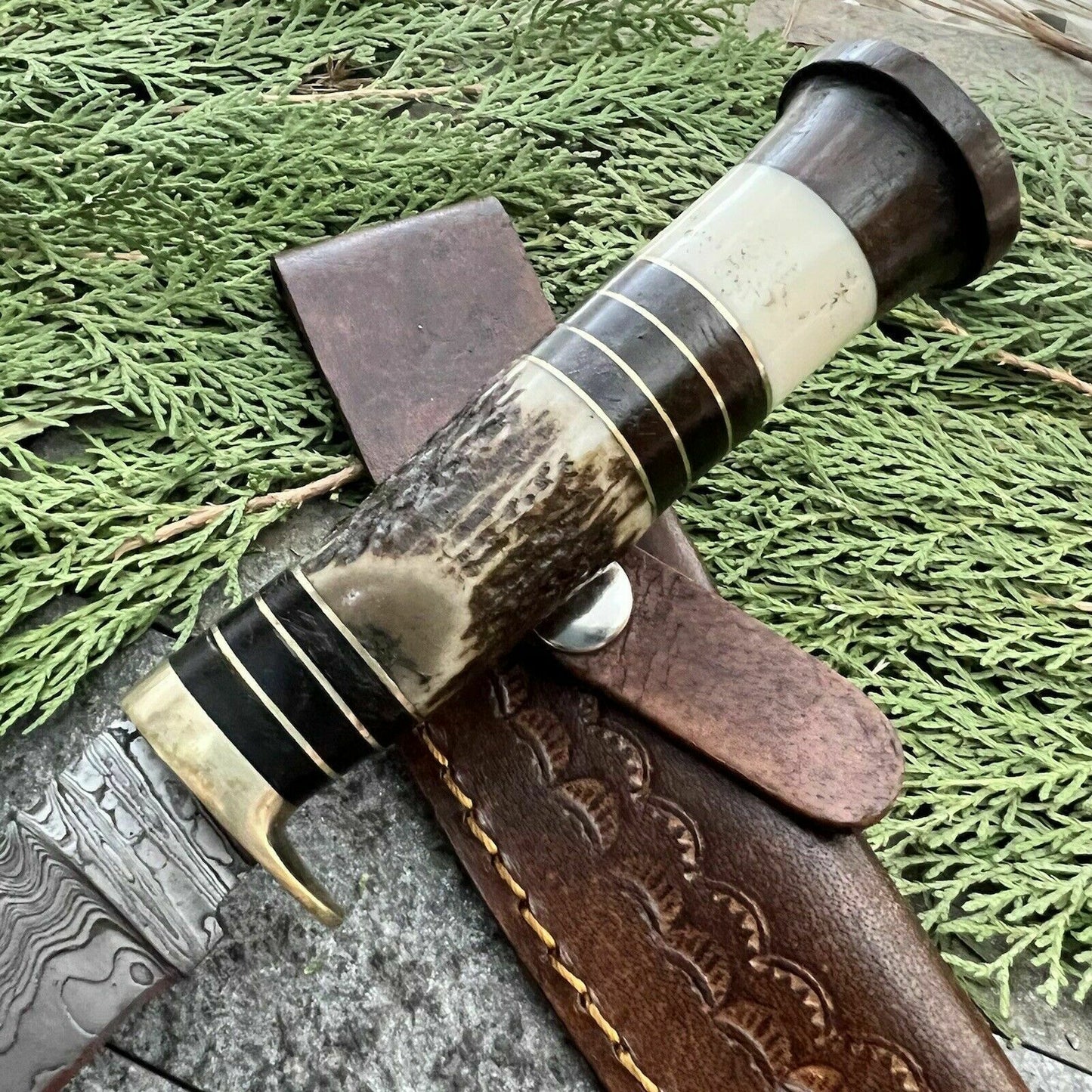 HS-387 '' Custom Hand Forged Damascus Steel Hunting Skinner Knife