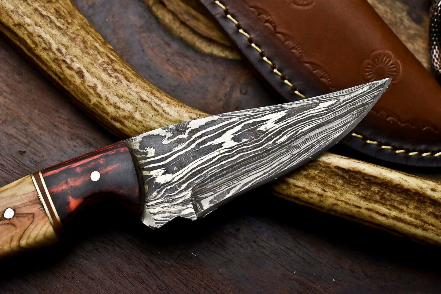 HS-686 Custom Handmade Damascus Steel Skinner Knife - Beautiful Wood Handle