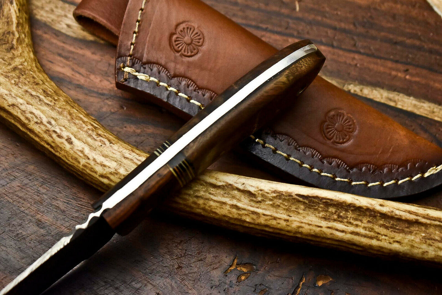 HS-595 Handmade Damascus Skinning Blade Camping Full Tang Knife