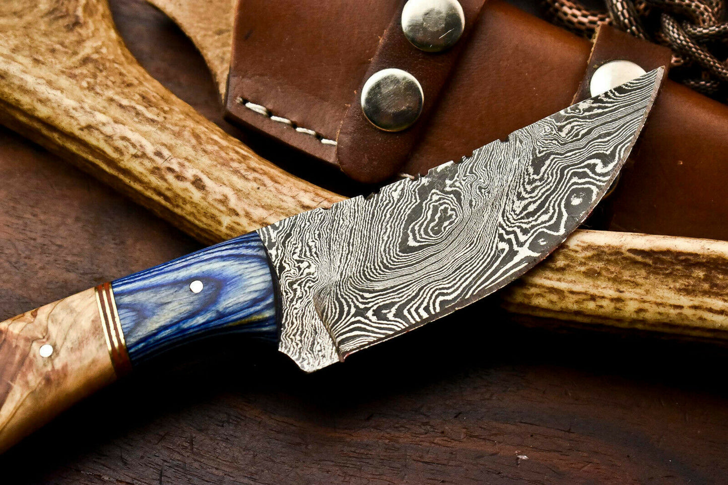 HS-612 Handmade Damascus Skinning Blade Camping Full Tang Knife