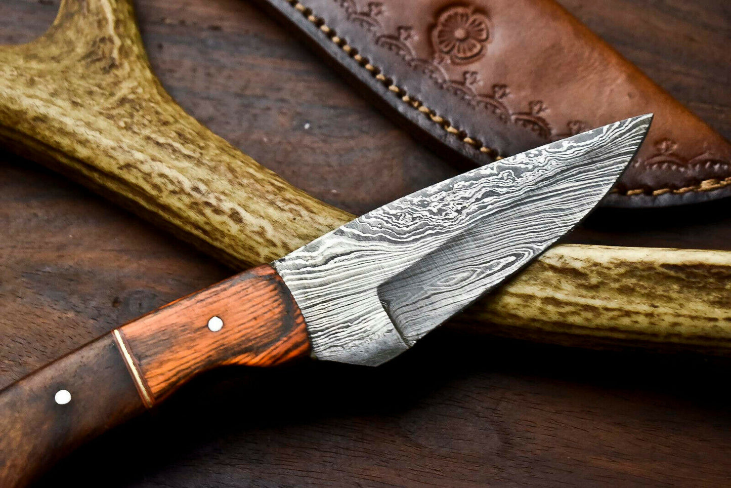 HS-697 Custom Handmade Damascus Steel Skinner Knife - Beautiful Wood Handle