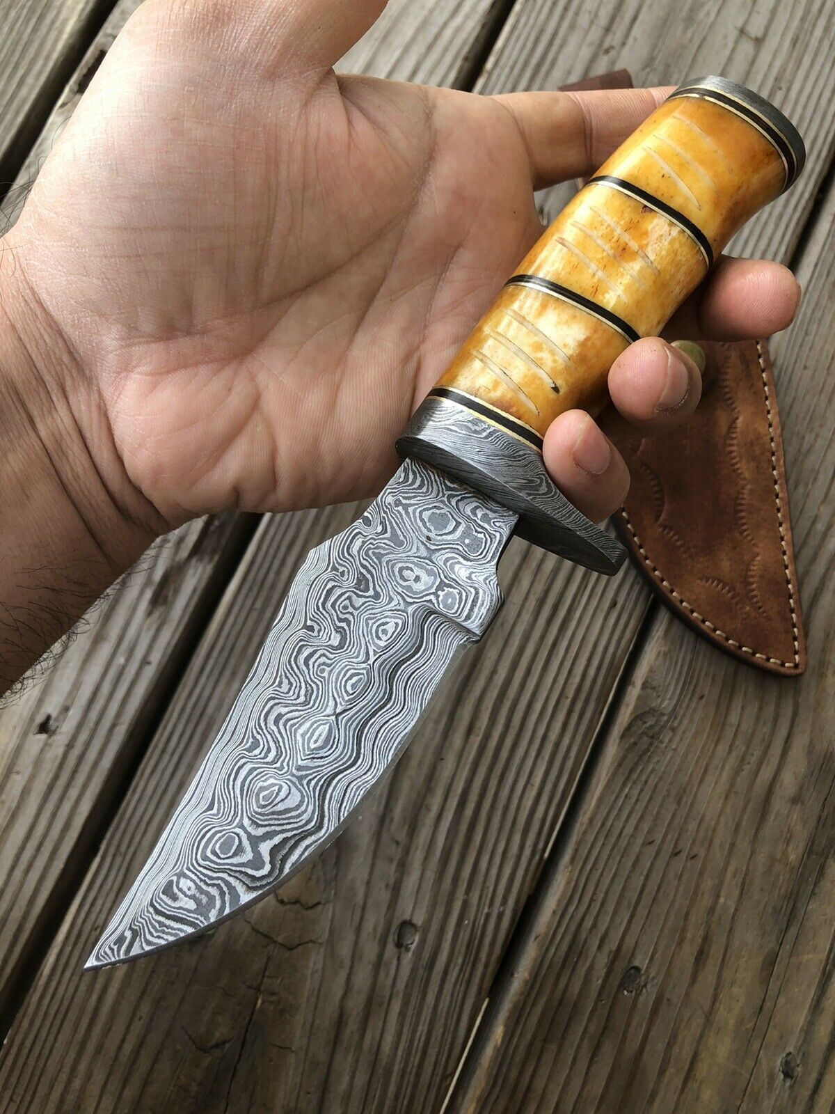 HS-461 Custom Handmade High Carbon Damascus Steel Hunting Camping Best Knife - Awesome Colour Camel Bone Handle