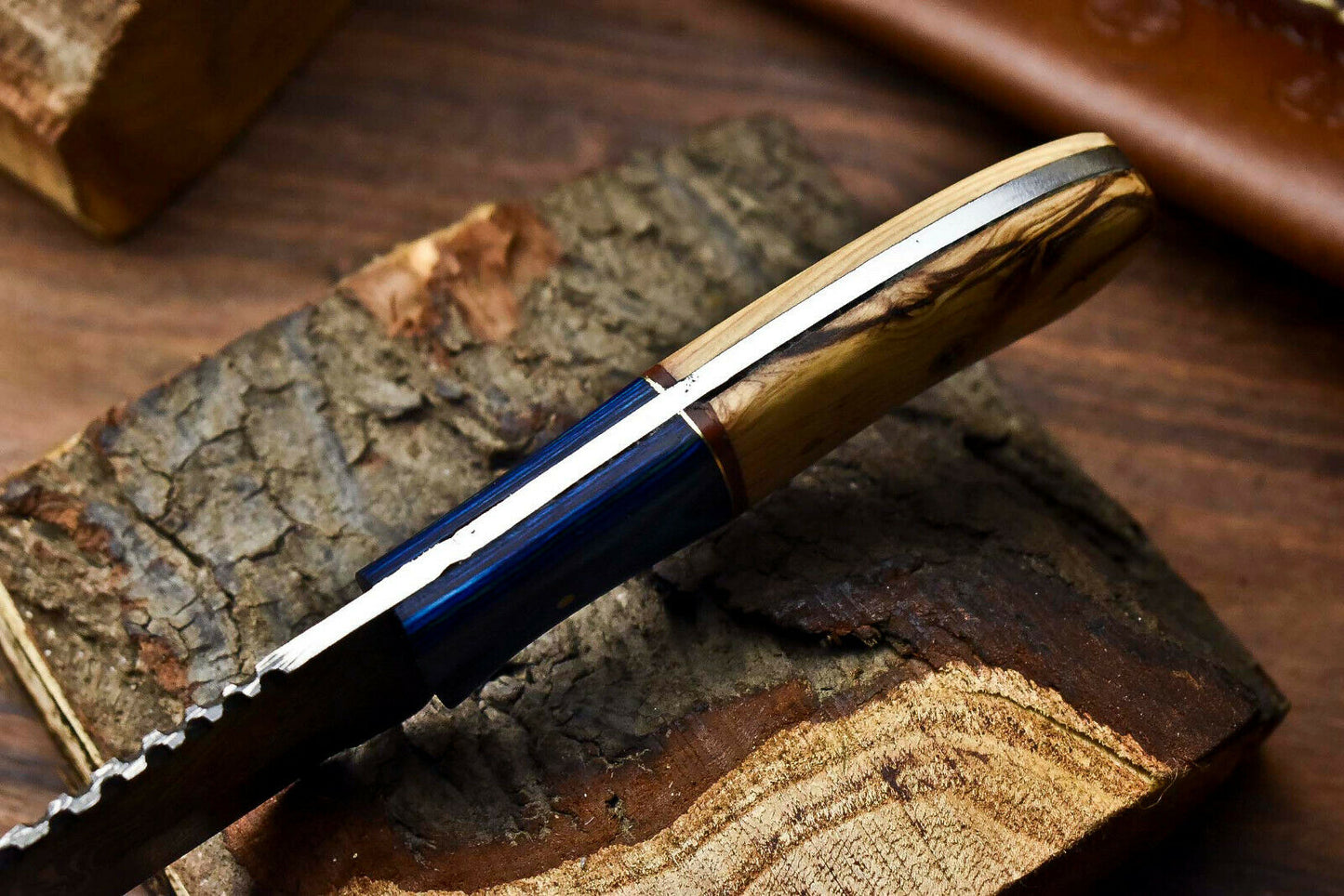 HS-648 Custom Handmade Damascus Hunting Skinning Blade Hunter Camping Full Tang Knife