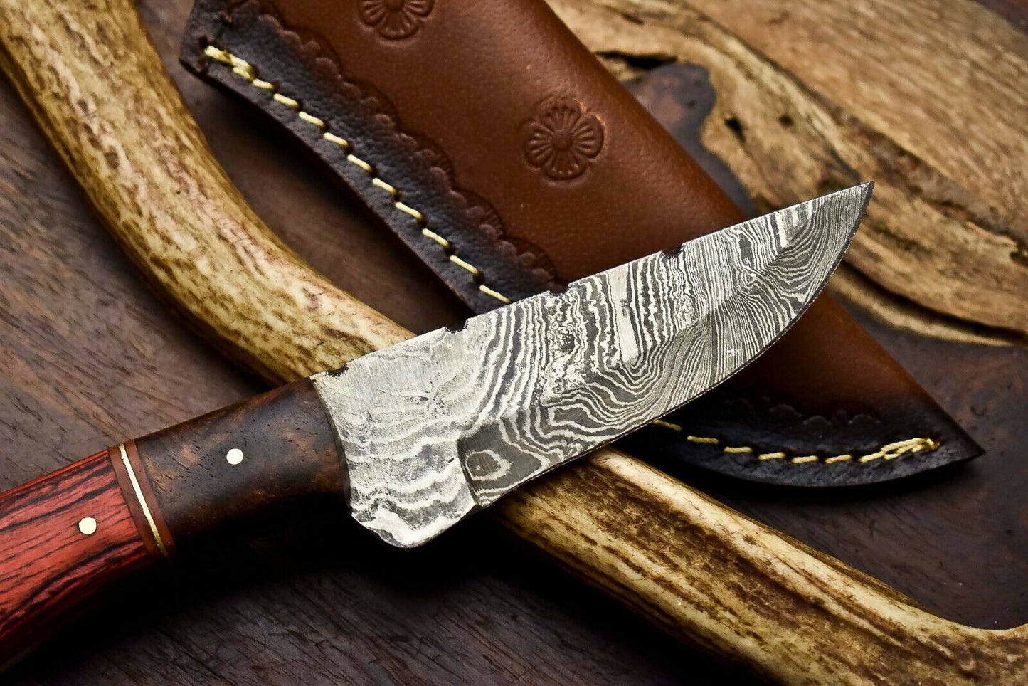 HS-681 Custom Handmade Damascus Steel Skinner Knife - Beautiful Wood Handle