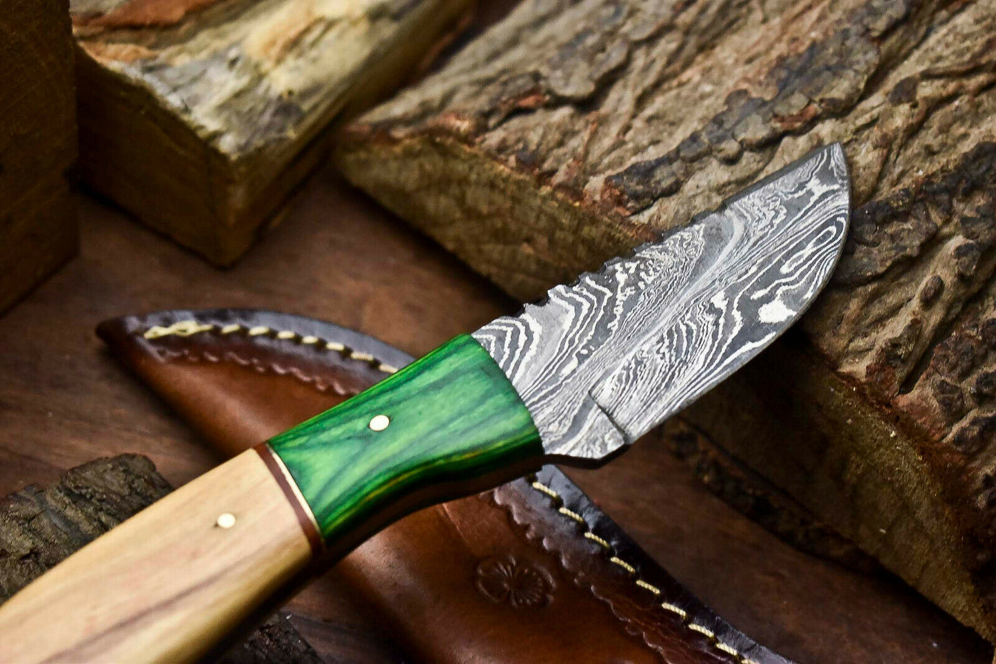HS-707 Custom Handmade Damascus Steel Skinner Knife - Beautiful Wood Handle