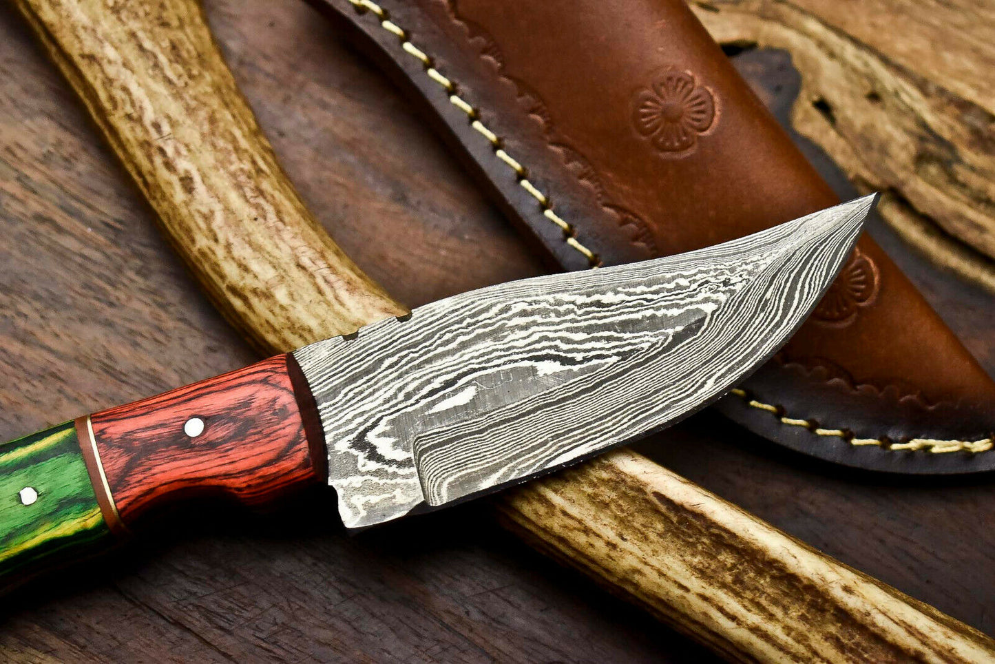 HS-689 Custom Handmade Damascus Steel Skinner Knife - Beautiful Hard Wood  Handle