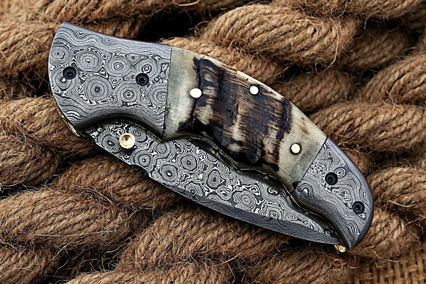 Custom Handmade Damascus Folding-Pocket Knife With Ram Horn Handle