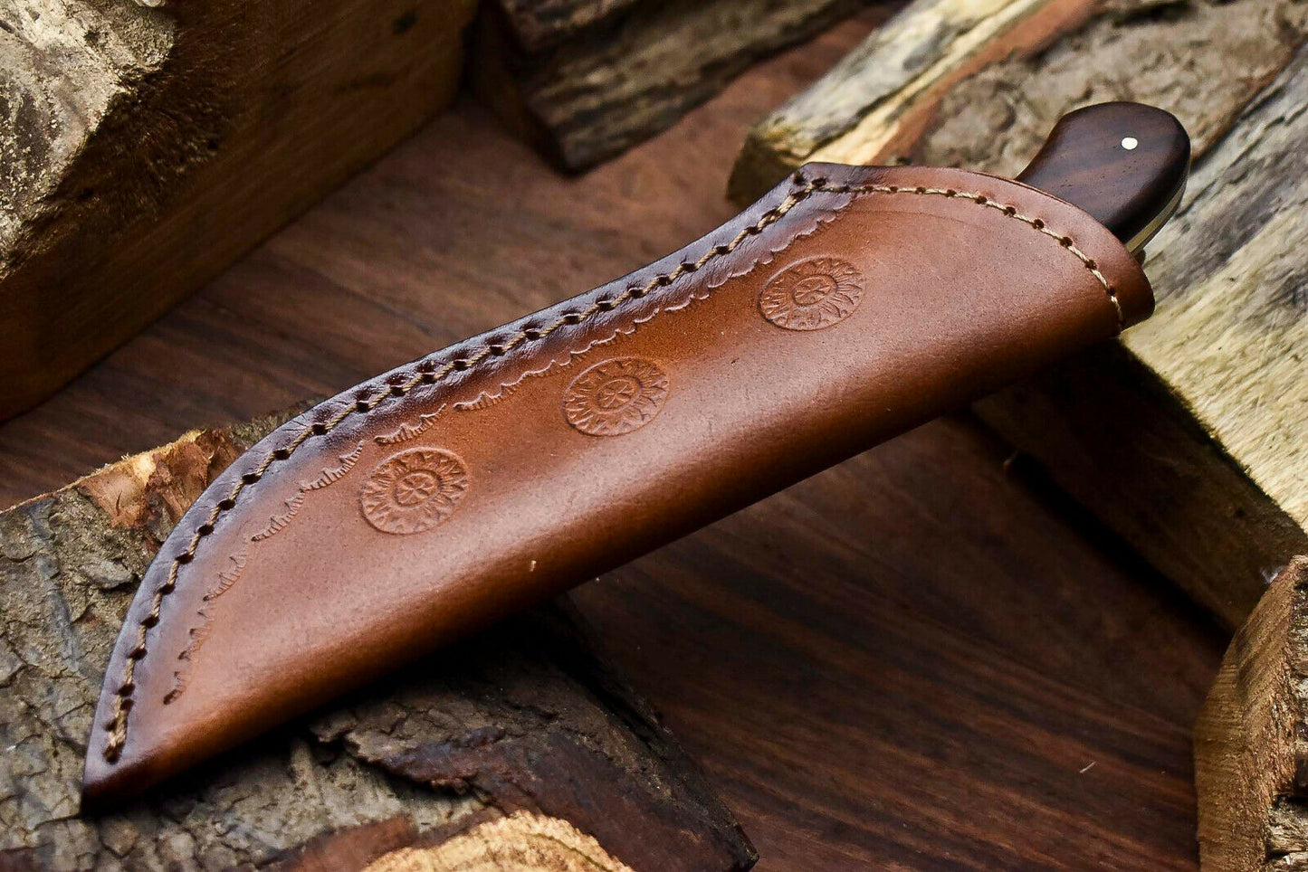 HS-677 Custom Handmade Damascus Steel Skinner Knife - Beautiful Hard Wood Handle