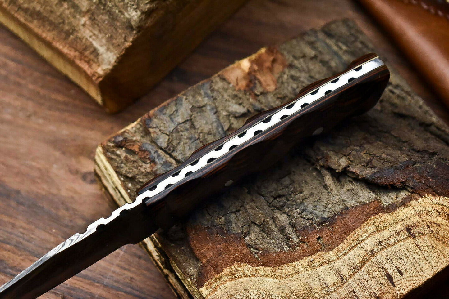 HS-656 Custom Handmade Damascus Hunting Skinning Blade Hunter Camping Full Tang Knife