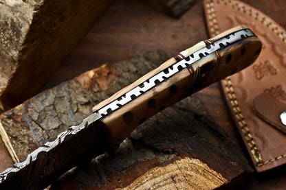 HS 657 Custom Handmade Damascus Hunting Skinning Blade Hunter Camping Full Tang Knife