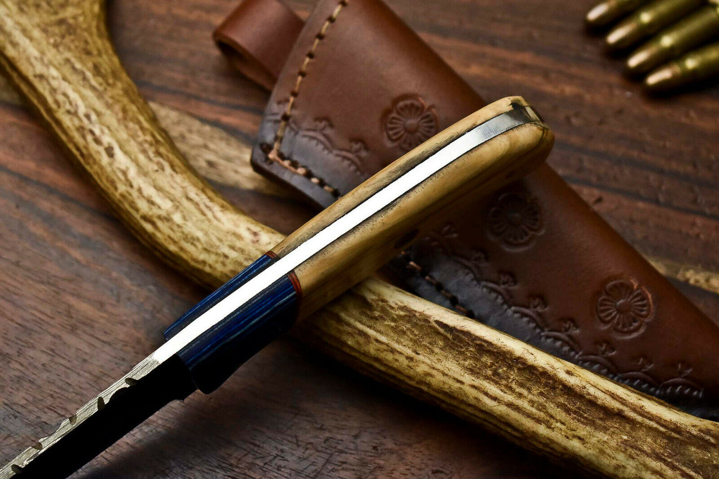 HS-619 Handmade Damascus Skinning Blade Camping Full Tang Knife