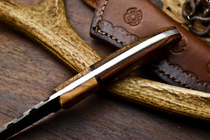 HS-692 Custom Handmade Damascus Steel Skinner Knife - Beautiful Wood Handle