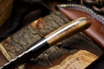 HS-702 Custom Handmade Damascus Steel Skinner Knife - Beautiful Wood Handle