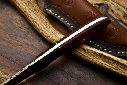 HS-681 Custom Handmade Damascus Steel Skinner Knife - Beautiful Wood Handle