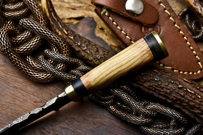 HS-715 Custom Handmade Awesome Olive Wood Handle Damascus Steel Skinner Knife With Best Price