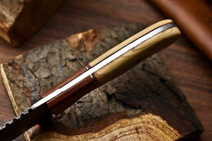 HS-709 Custom Handmade Damascus Steel Skinner Knife - Beautiful Wood Handle