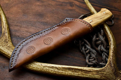 HS-634 Custom Handmade Damascus Hunting Skinning Blade Hunter Camping Full Tang Knife