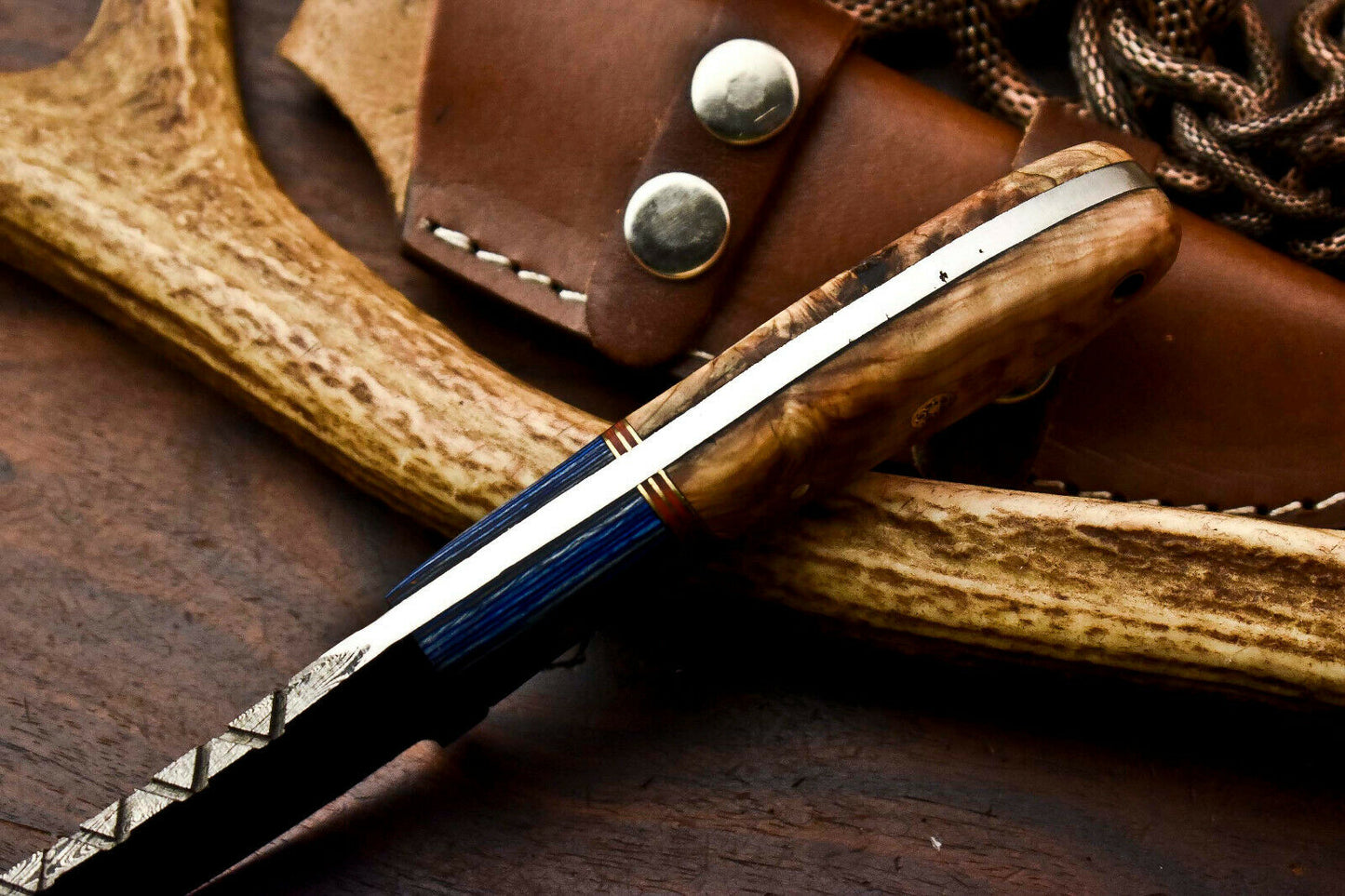 HS-612 Handmade Damascus Skinning Blade Camping Full Tang Knife