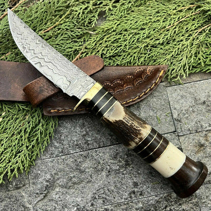 HS-387 '' Custom Hand Forged Damascus Steel Hunting Skinner Knife