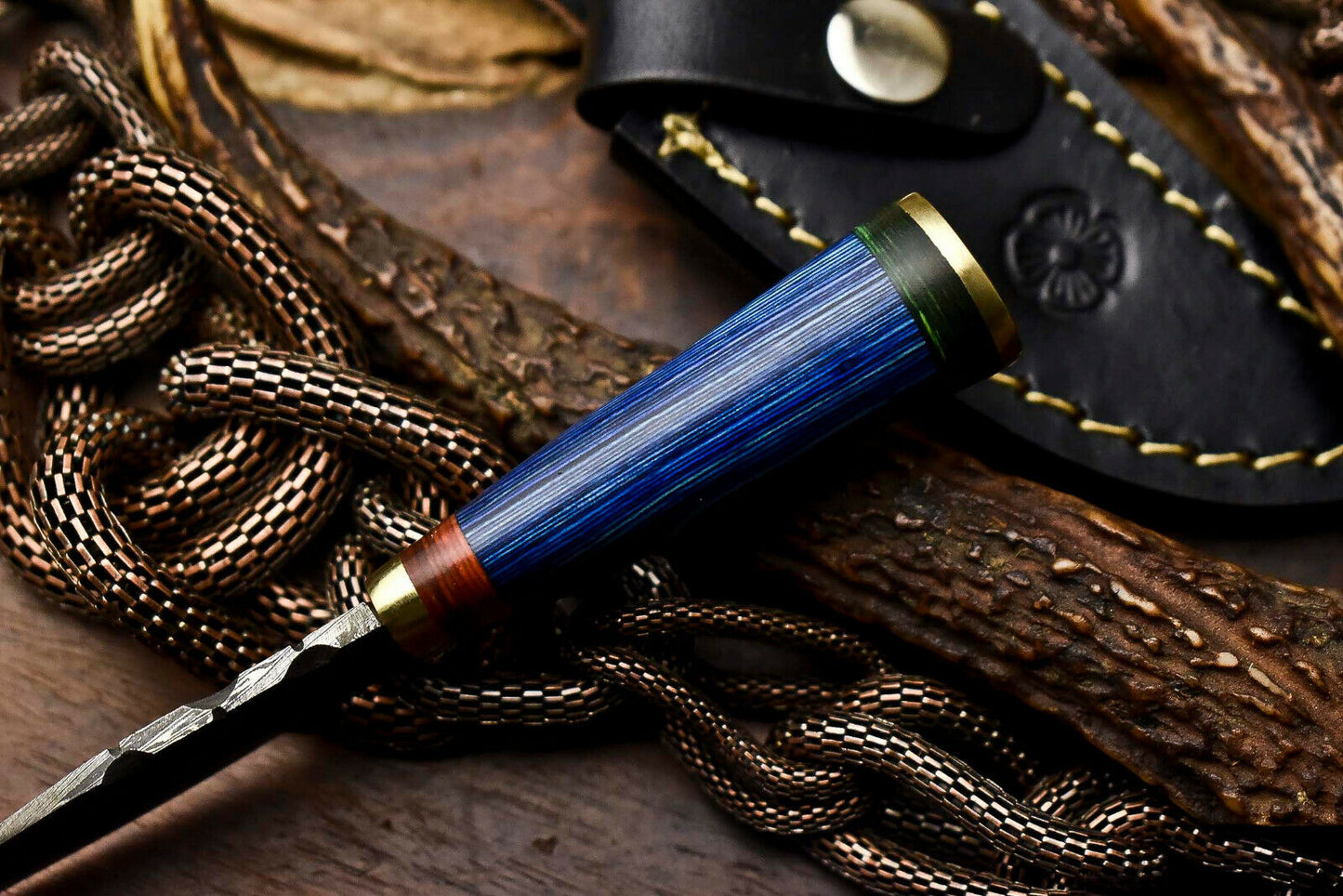 HS-713 Custom Handmade Awesome Hard Wood Handle Damascus Steel Skinner Knife With Best Price