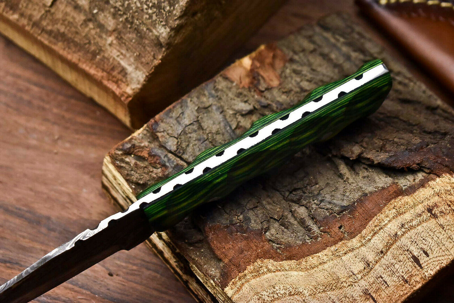 HS-705 Custom Handmade Damascus Steel Skinner Knife - Beautiful Wood Handle