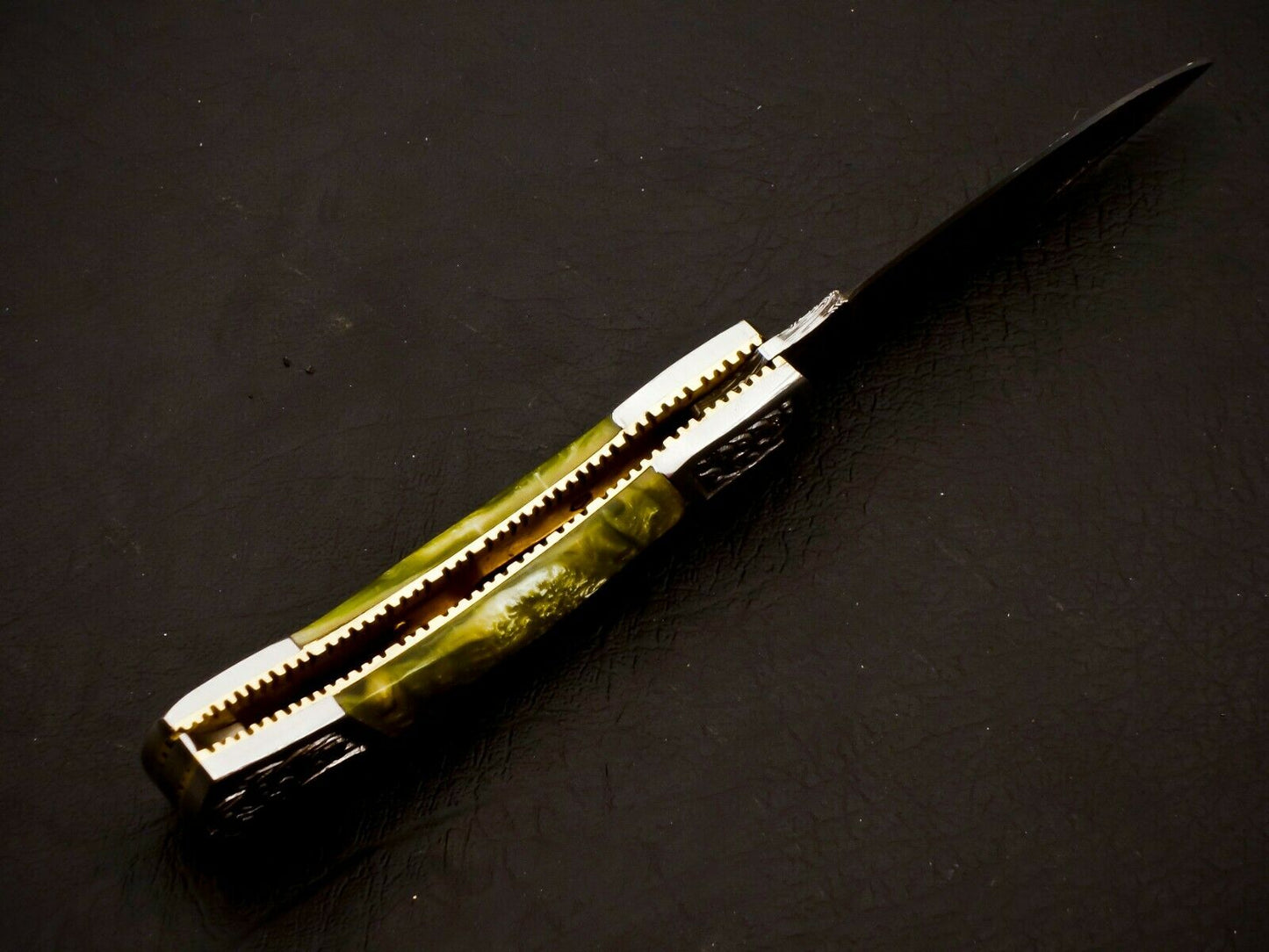 Damascus Folding Knife Back Lock Knife Resin Handle Knife HS-1107
