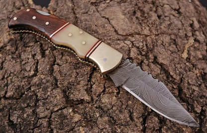 Custom Handmade Damascus Folding-Pocket Knife With Beautiful Handle