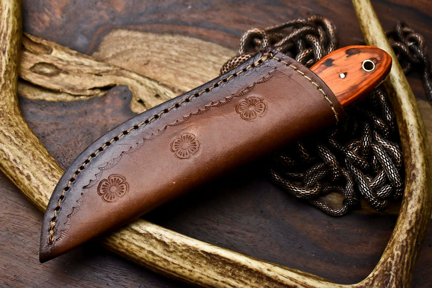 HS-684 Custom Handmade Damascus Steel Skinner Knife - Beautiful Bone Wood Handle