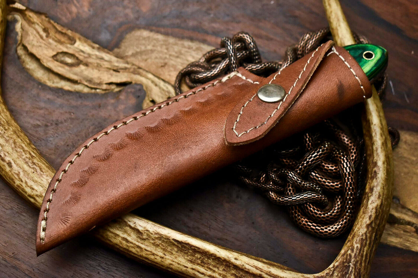 HS-683  Custom Handmade Damascus Steel Skinner Knife - Beautiful Bone Wood Handle