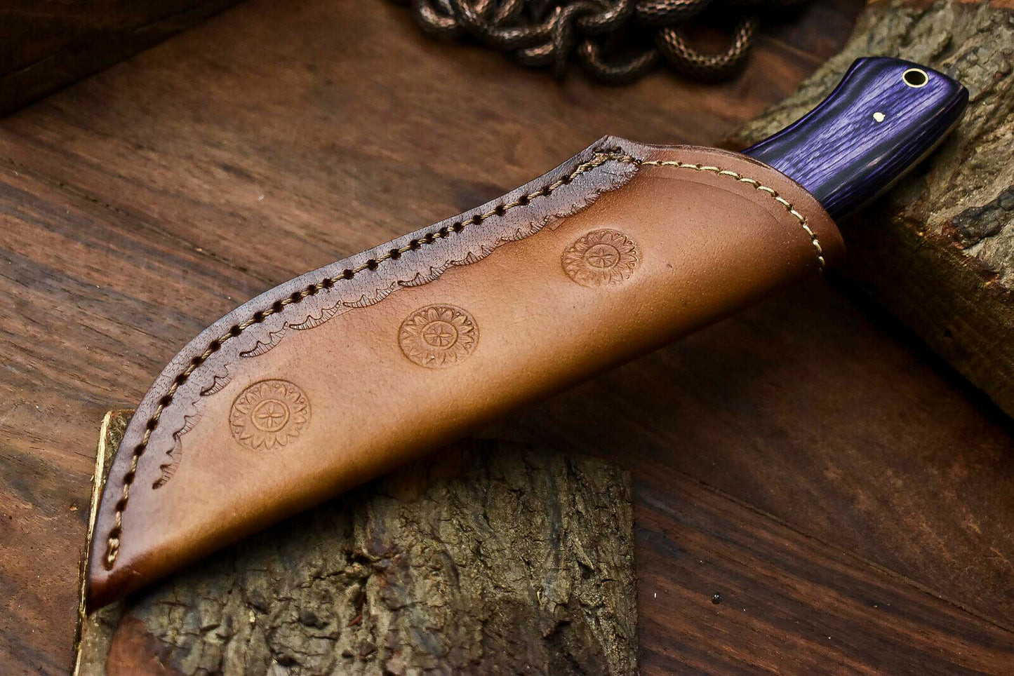 HS-674 Custom Handmade Damascus Steel Skinner Knife - Beautiful Hard Wood Handle