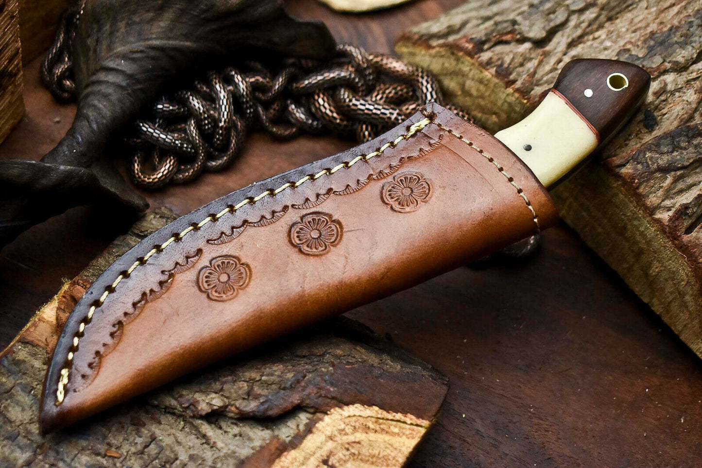 HS-638 Custom Handmade Damascus Hunting Skinning Blade Hunter Camping Full Tang Knife