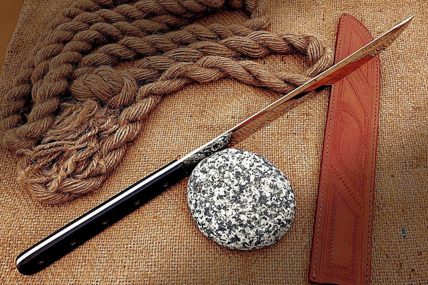 HS-1096 | Custom Handmade Steel D2 Fighter Hunting Combat Mini Sword knife With Resin Handle