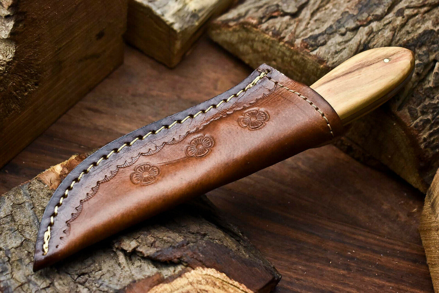 HS-707 Custom Handmade Damascus Steel Skinner Knife - Beautiful Wood Handle