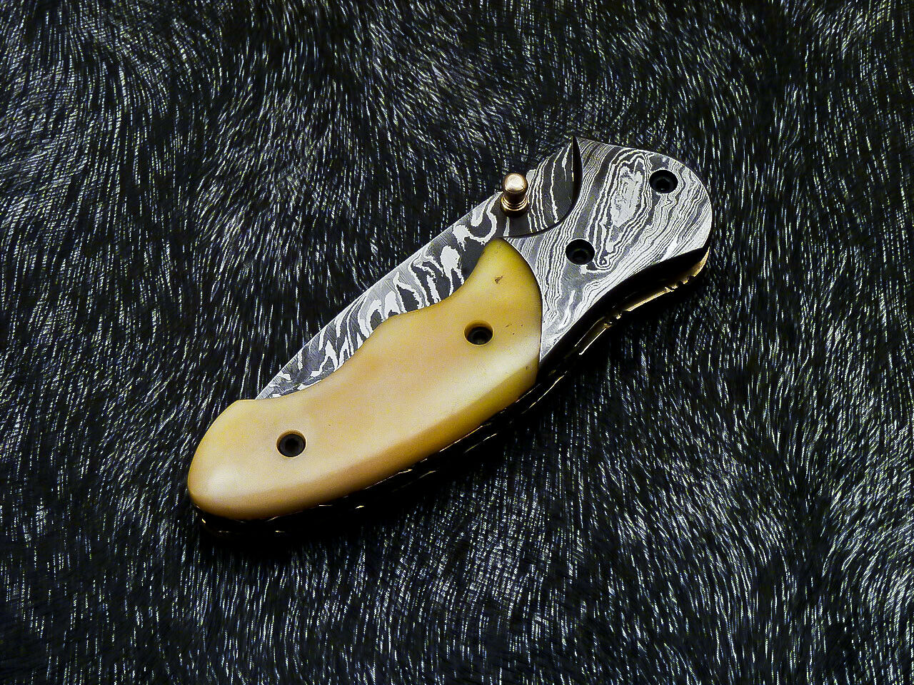 Damascus Liner Lock Folding Knife – Camel Bone | Twist Blade | HS-1124