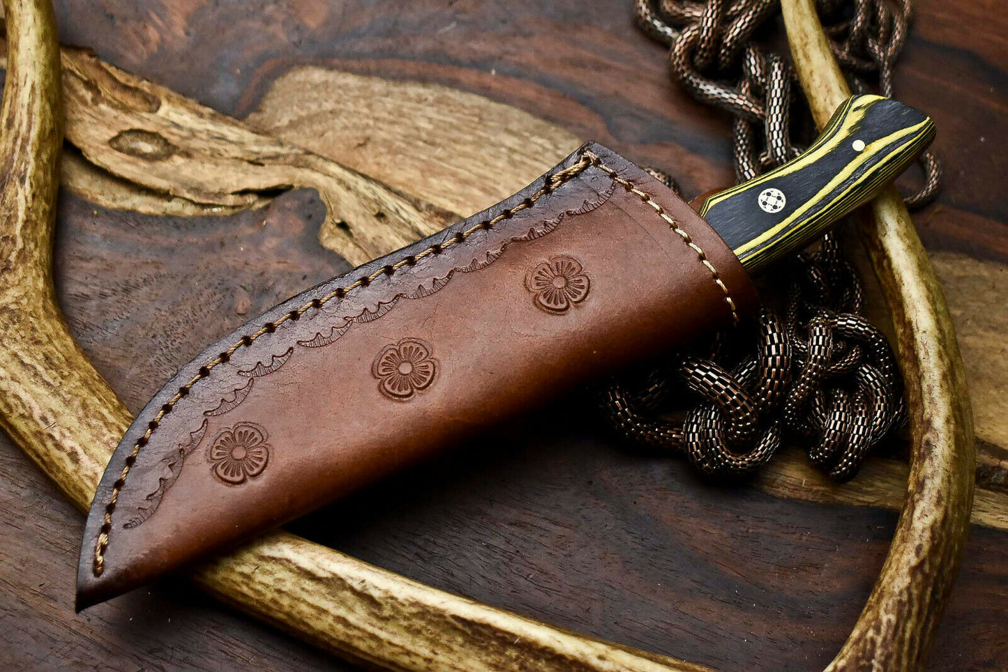 HS-643 Custom Handmade Damascus Hunting Skinning Blade Hunter Camping Full Tang Knife
