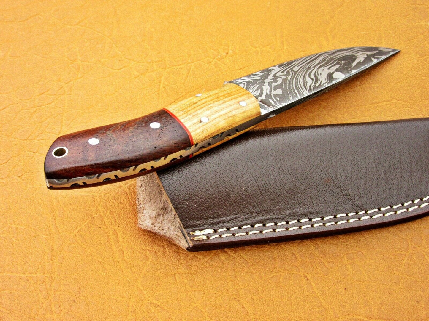 HS-773 Custom Handmade Damascus Skinner Knife With Wood Handle