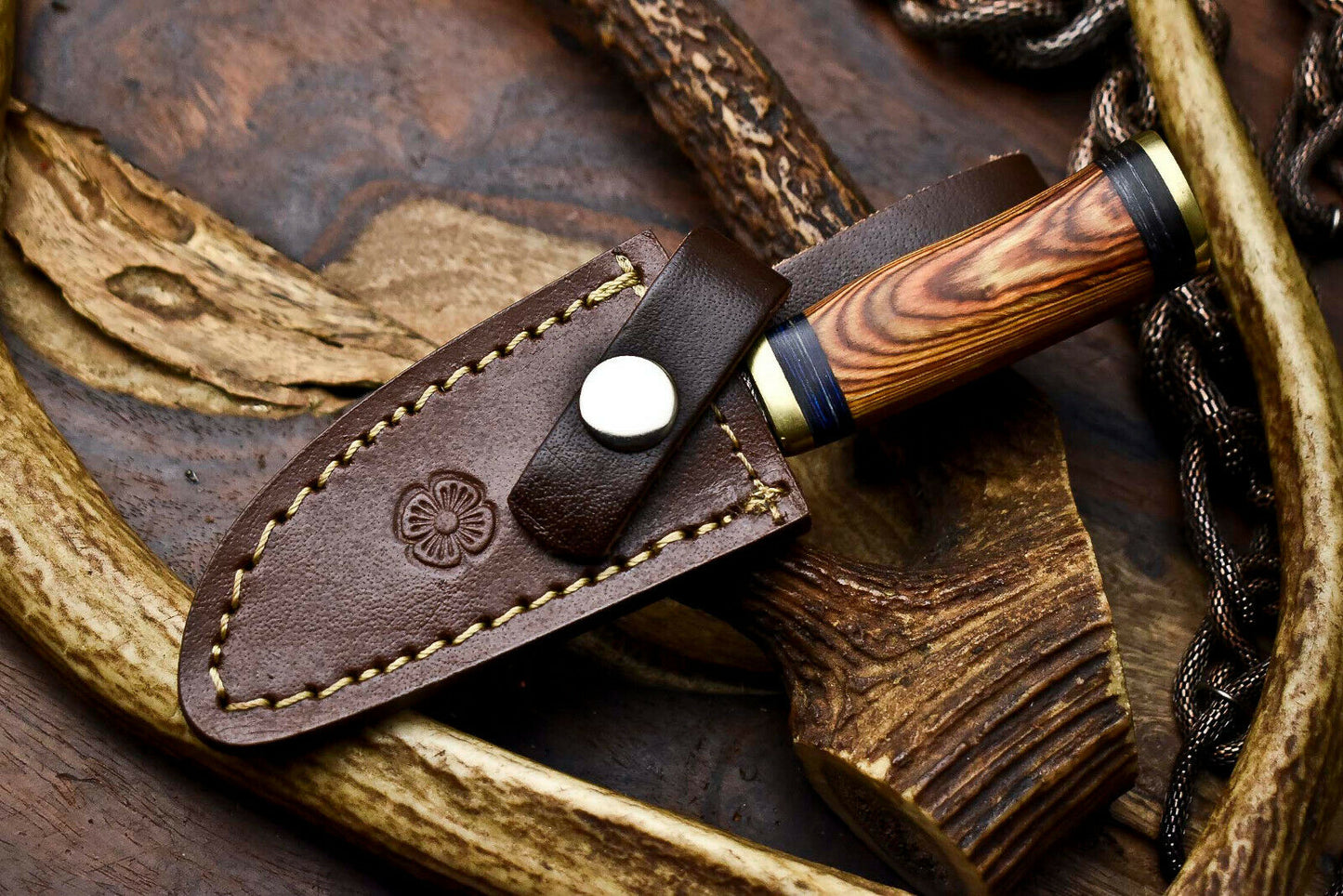 HS-717 Custom Handmade Awesome Wood Handle Damascus Steel Skinner Knife - Best Price
