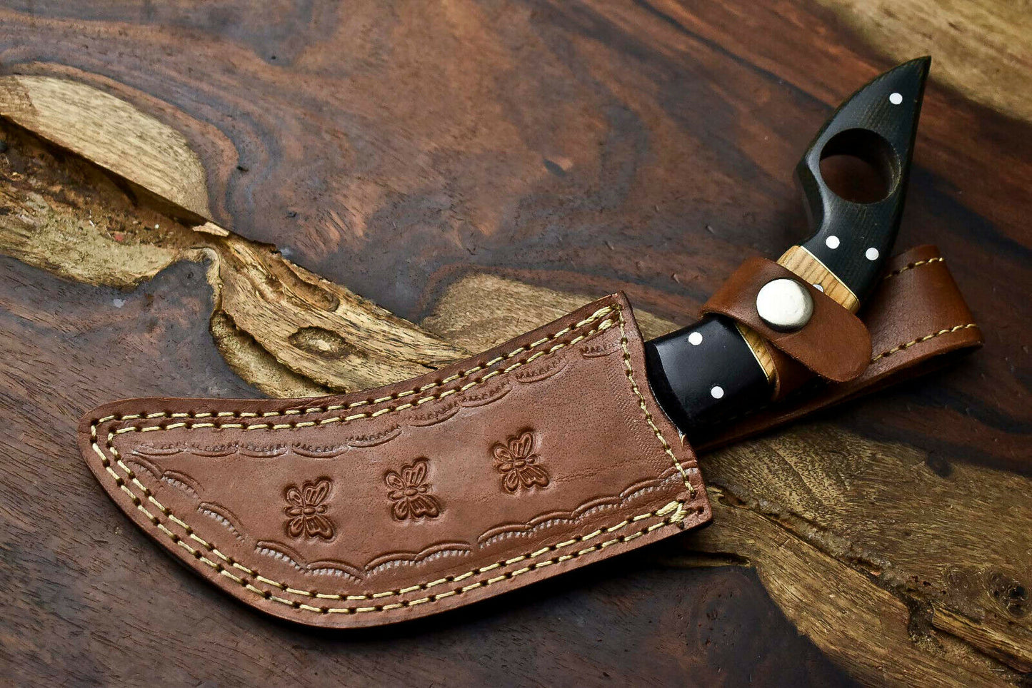 HS-896 Handmade Damascus Hunting Blade Karambit Full Tang Knife