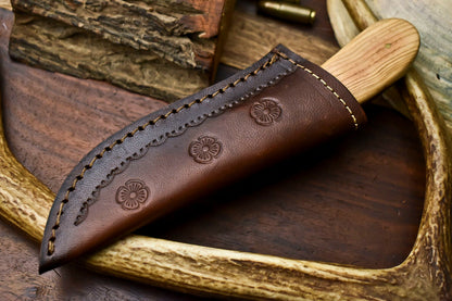 HS-592  Handmade Damascus Skinning Blade Camping Full Tang Knife