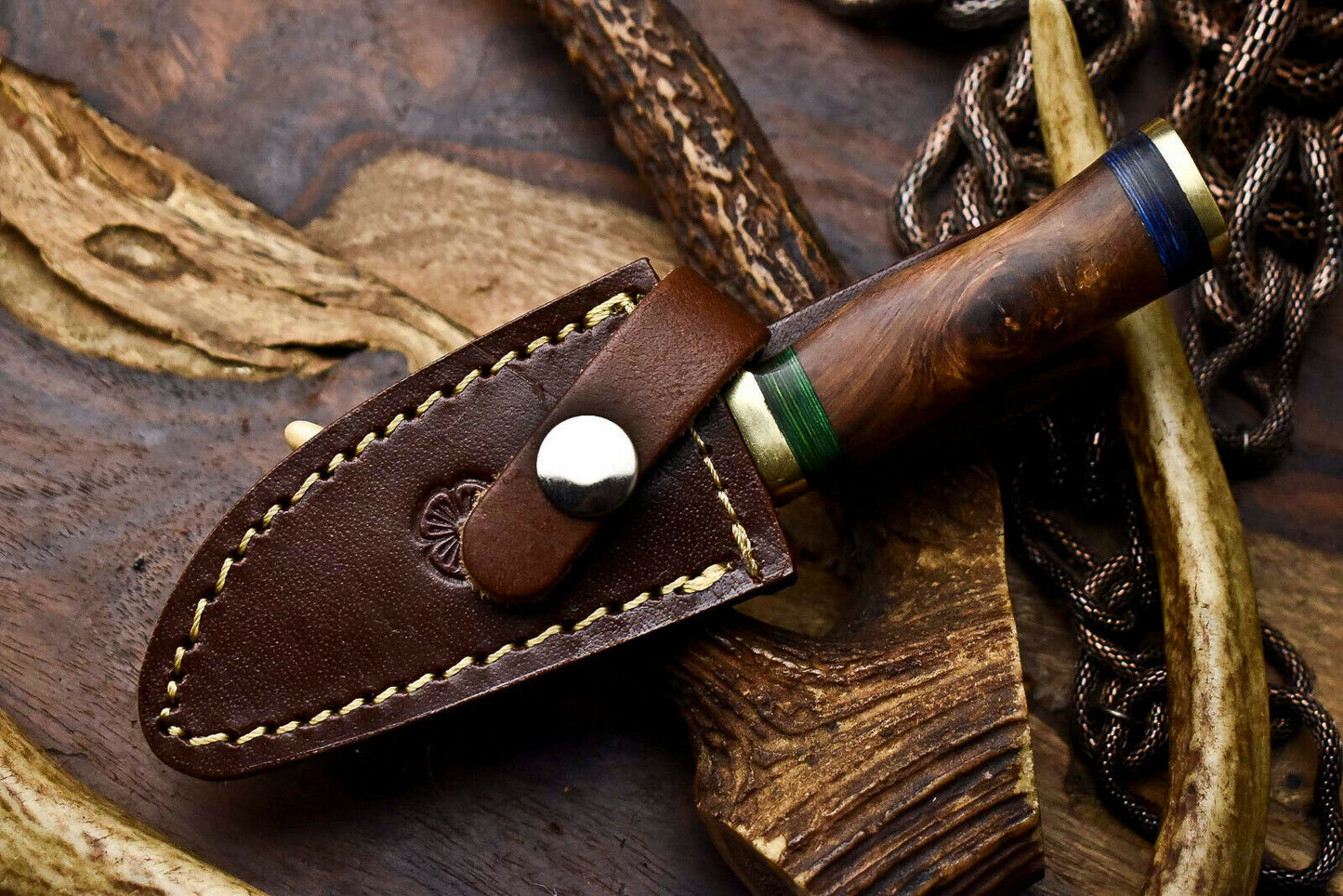 HS-714 Custom Handmade Awesome Walunt Wood Handle Damascus Steel Skinner Knife With Best Price
