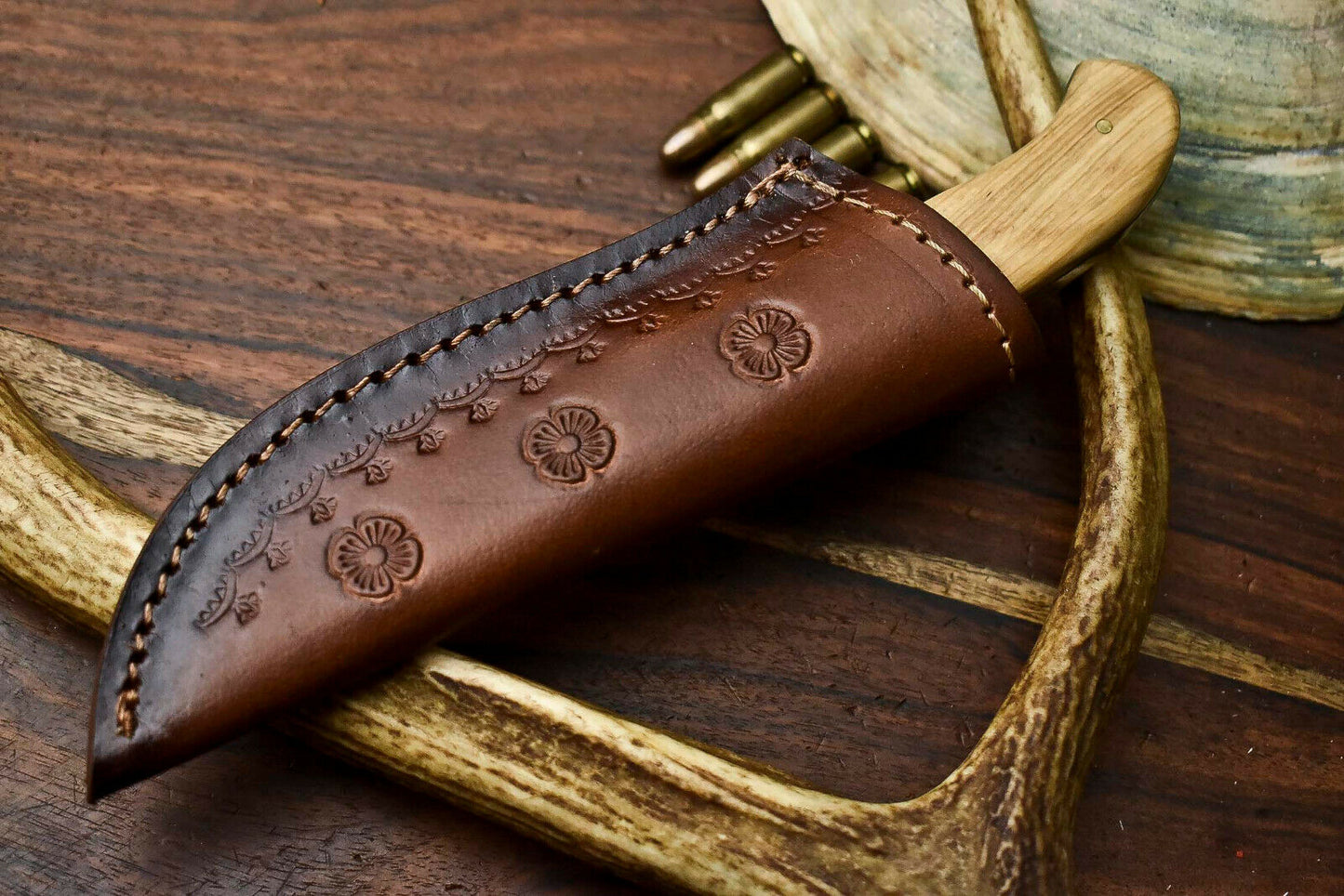 HS-619 Handmade Damascus Skinning Blade Camping Full Tang Knife